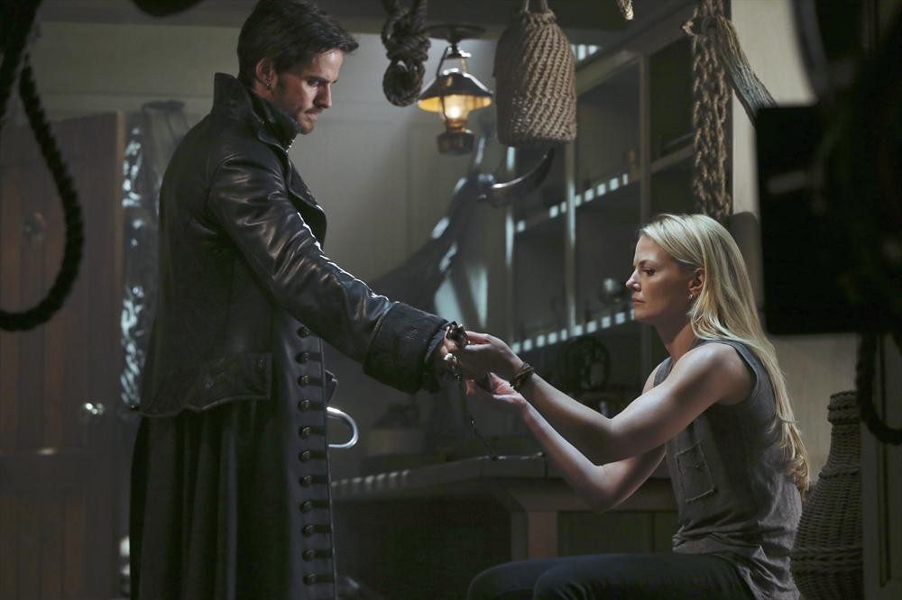 Still of Jennifer Morrison and Colin O'Donoghue in Once Upon a Time (2011)