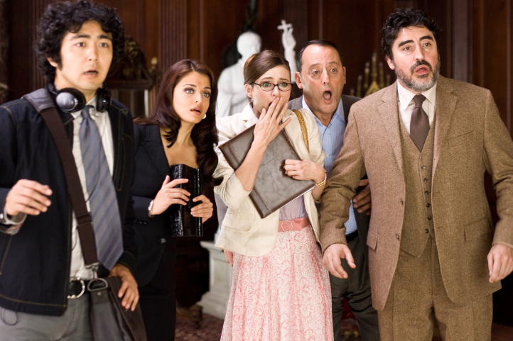 Still of Alfred Molina, Jean Reno, Emily Mortimer, Aishwarya Rai Bachchan and Yuki Matsuzaki in The Pink Panther 2 (2009)