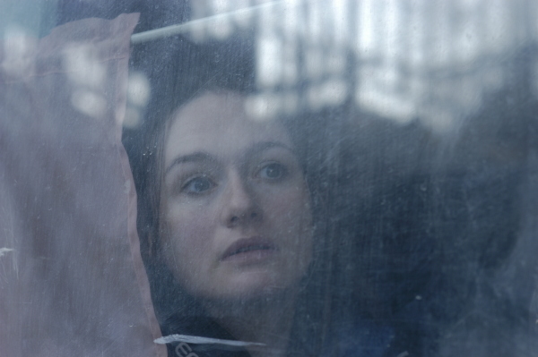 Still of Emily Mortimer in Transsiberian (2008)