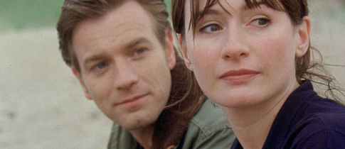 Still of Ewan McGregor and Emily Mortimer in Young Adam (2003)