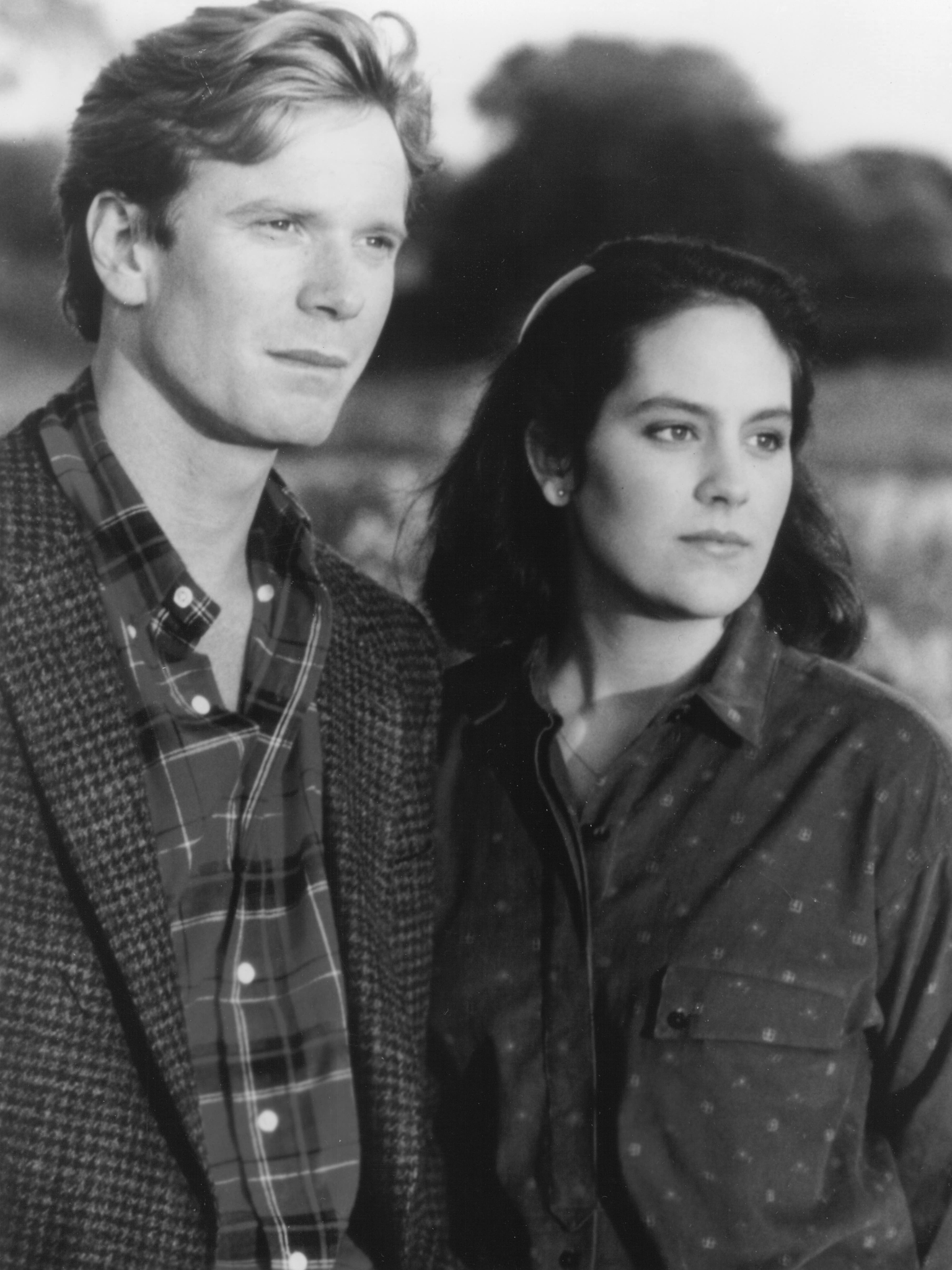 Still of Annabeth Gish and William R. Moses in Mystic Pizza (1988)