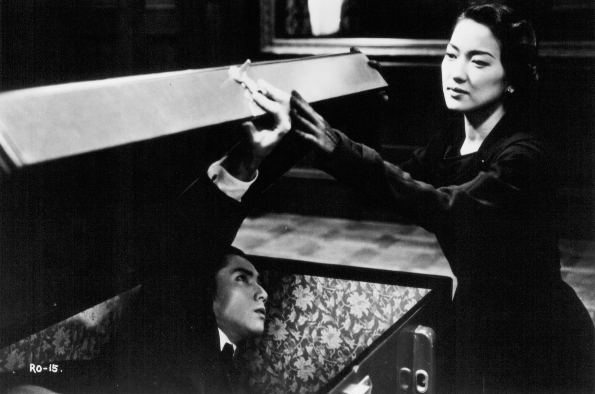 Still of Michiko Hada and Masahiro Motoki in Rampo (1994)