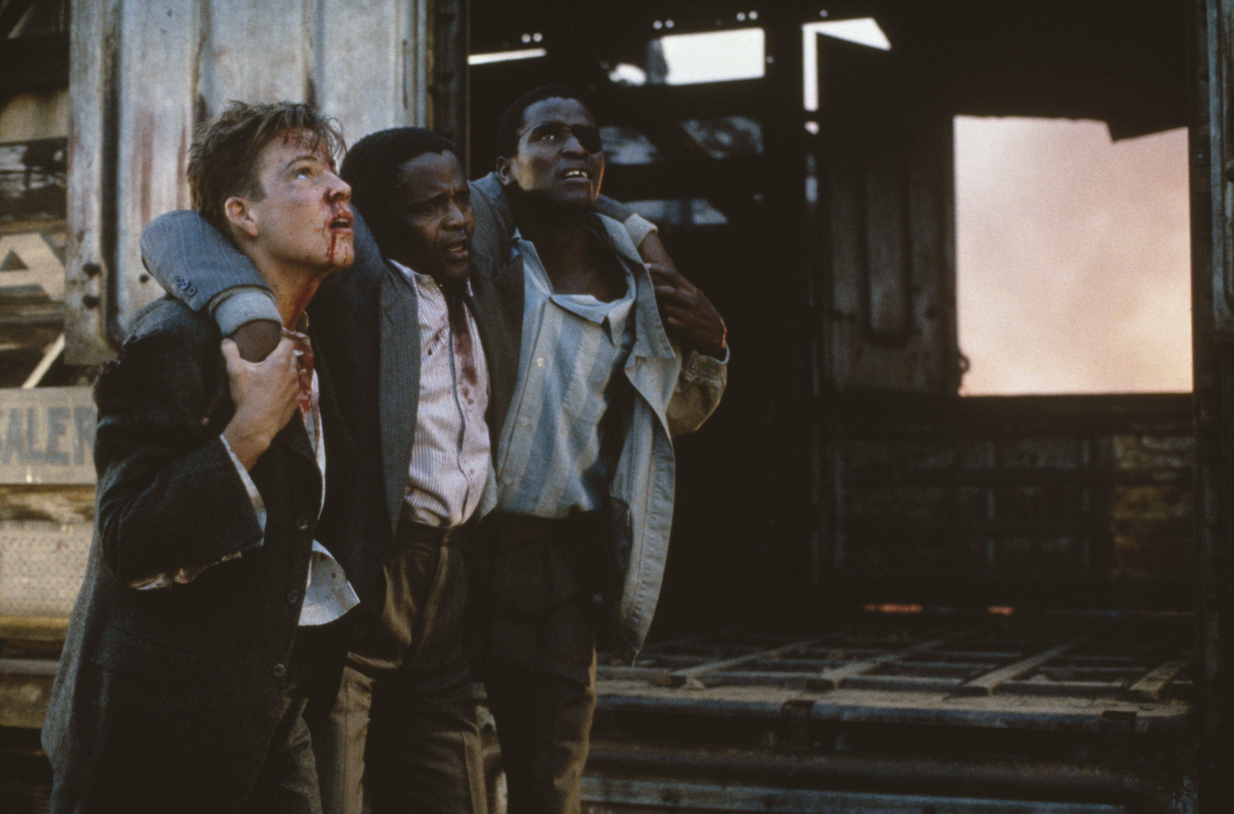 Still of Stephen Dorff, Alois Moyo and Winston Ntshona in The Power of One (1992)