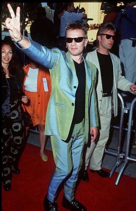 Larry Mullen Jr. at event of Mission: Impossible (1996)