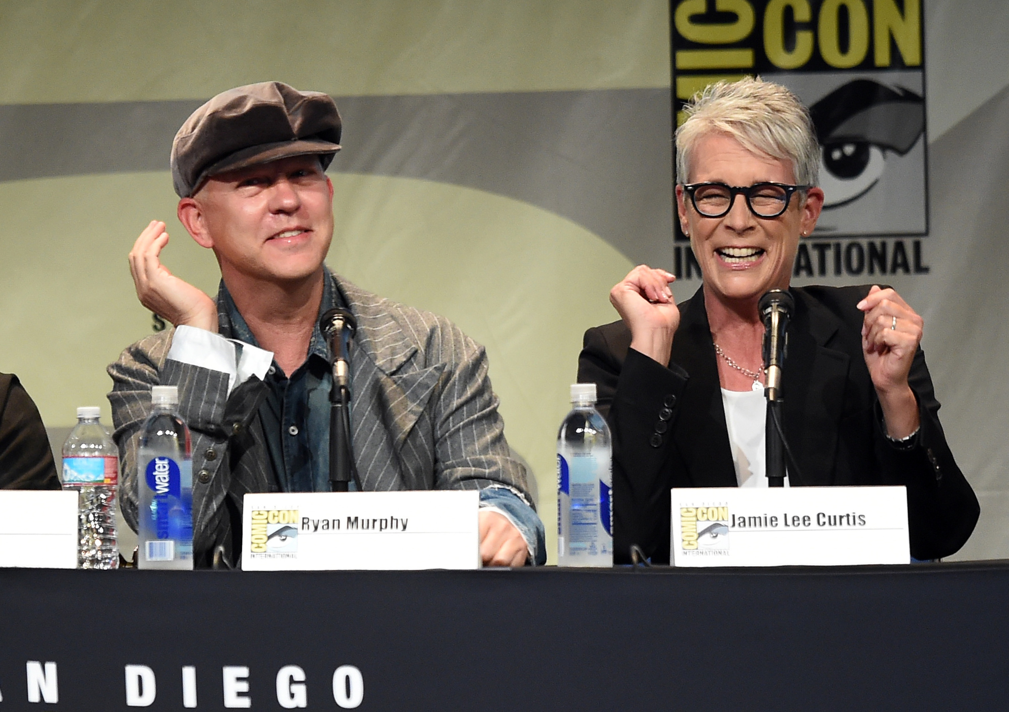 Jamie Lee Curtis and Ryan Murphy at event of Scream Queens (2015)