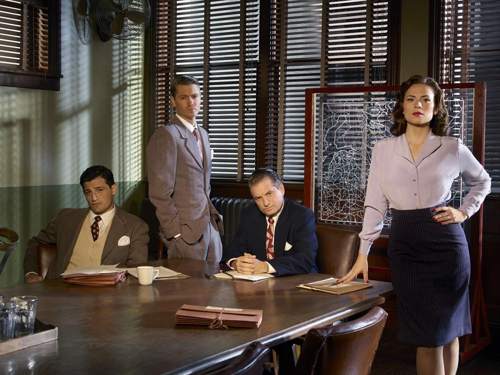 Still of Chad Michael Murray, Shea Whigham, Hayley Atwell and Enver Gjokaj in Agent Carter (2015)