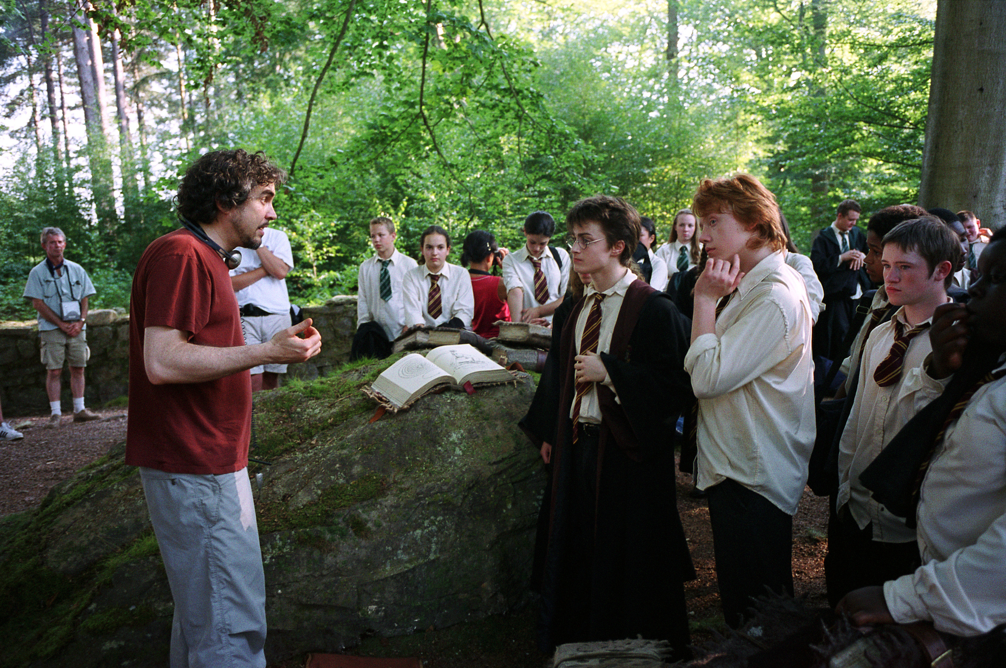 Still of Alfonso Cuarón, Rupert Grint, Devon Murray and Daniel Radcliffe in Haris Poteris ir Azkabano kalinys (2004)