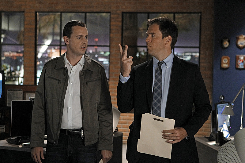 Still of Sean Murray and Michael Weatherly in NCIS: Naval Criminal Investigative Service (2003)