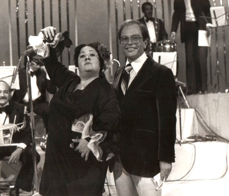 'Chachita' & Raúl Velasco during a live broadcast of: 