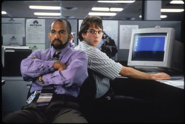 Still of David Herman and Ajay Naidu in Office Space (1999)
