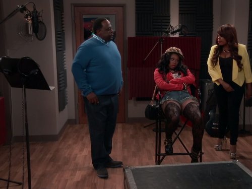 Still of Cedric the Entertainer and Niecy Nash in The Soul Man (2012)