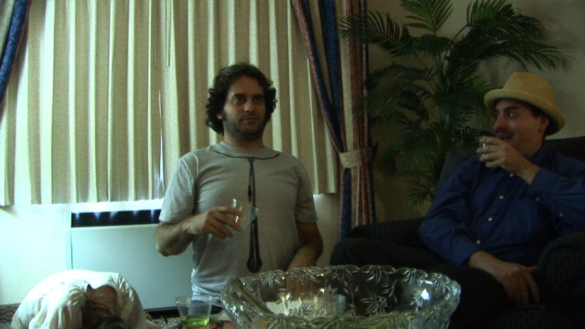 Still of Michael Nathanson and Tom LiTrenta in Shot List (2009)