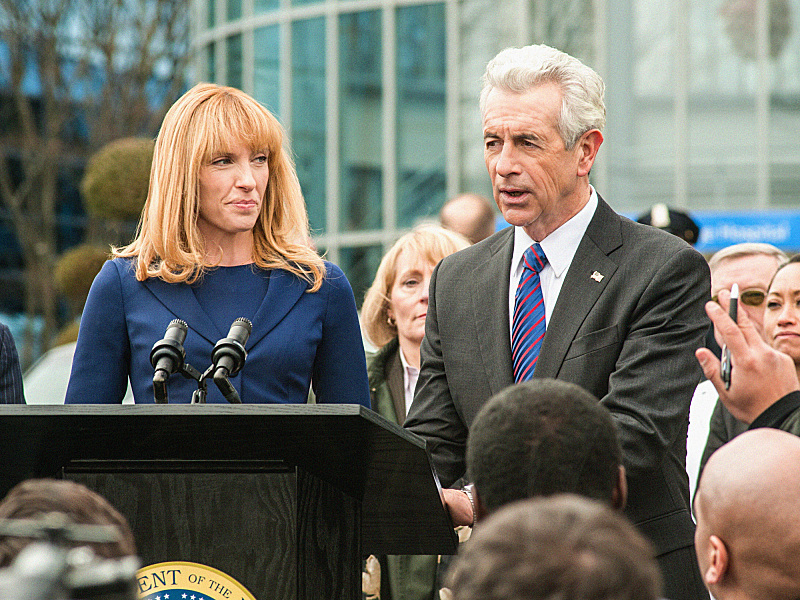 Still of Toni Collette and James Naughton in Hostages (2013)
