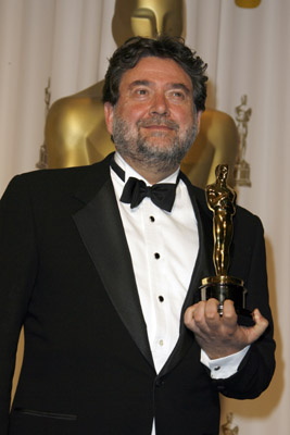 Guillermo Navarro at event of The 79th Annual Academy Awards (2007)