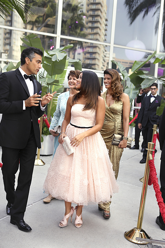 Still of Jaime Camil, Ivonne Coll, Andrea Navedo and Gina Rodriguez in Jane the Virgin (2014)