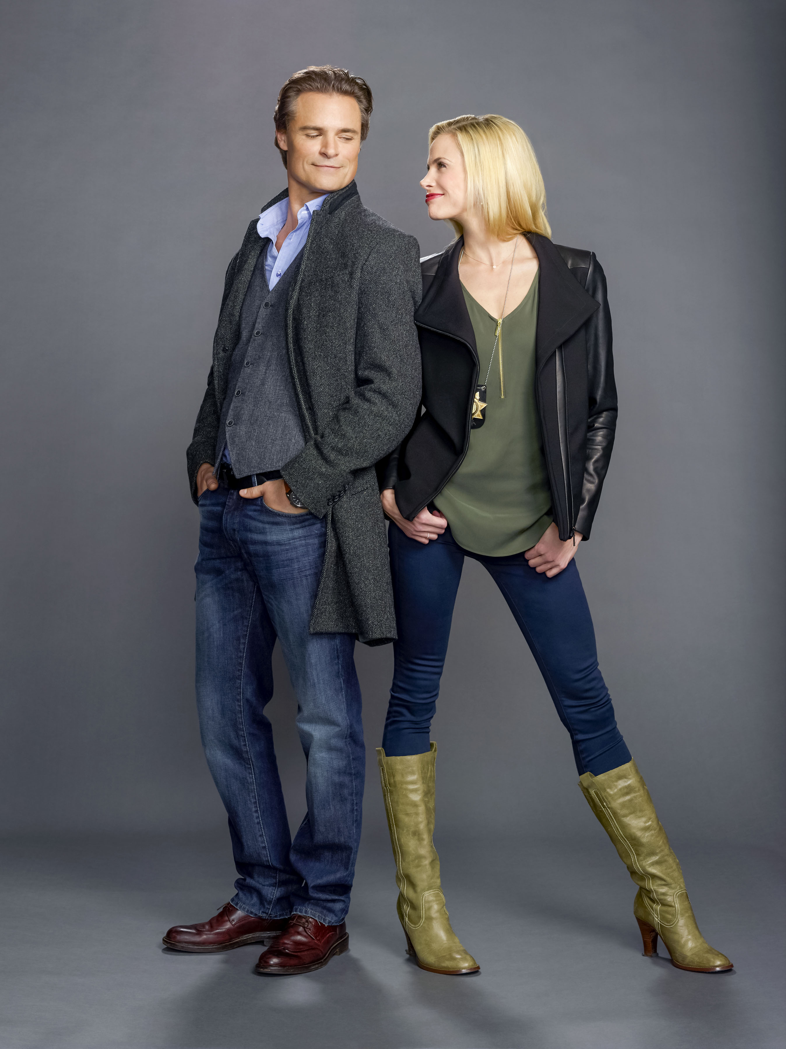 Dylan Neal and Brooke Burns as Henry Ross and Maggie Price in Gourmet Detective