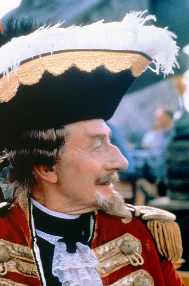 Still of John Neville in The Adventures of Baron Munchausen (1988)