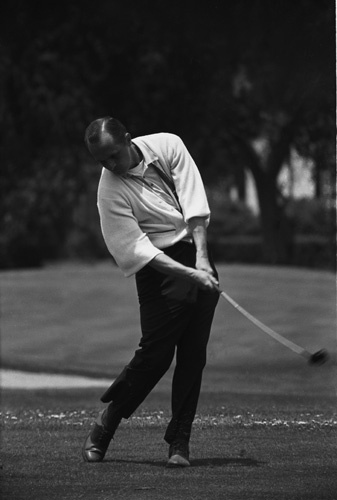 Bob Newhart golfing