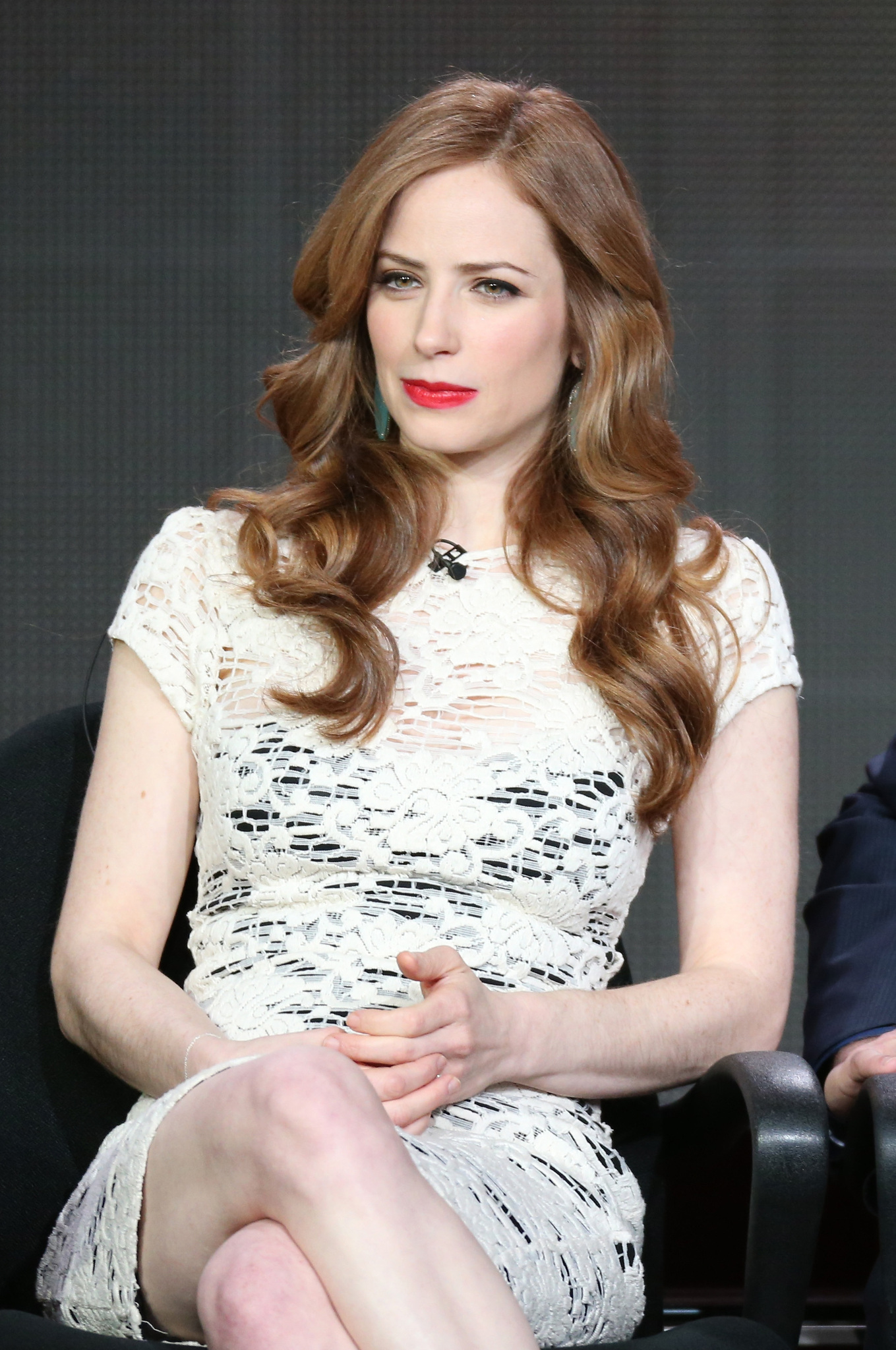 Jaime Ray Newman at event of Red Widow (2013)