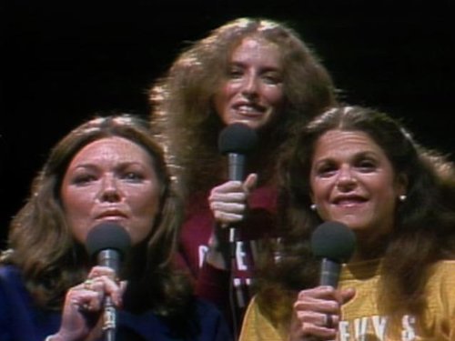 Still of Jane Curtin, Laraine Newman and Gilda Radner in Saturday Night Live (1975)