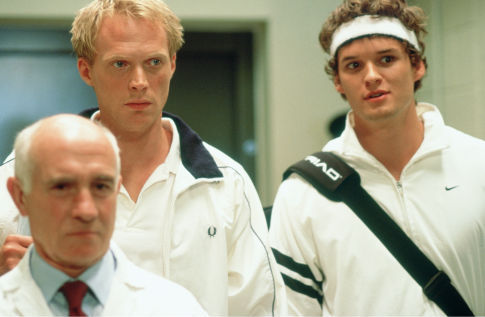 Still of Paul Bettany and Austin Nichols in Wimbledon (2004)