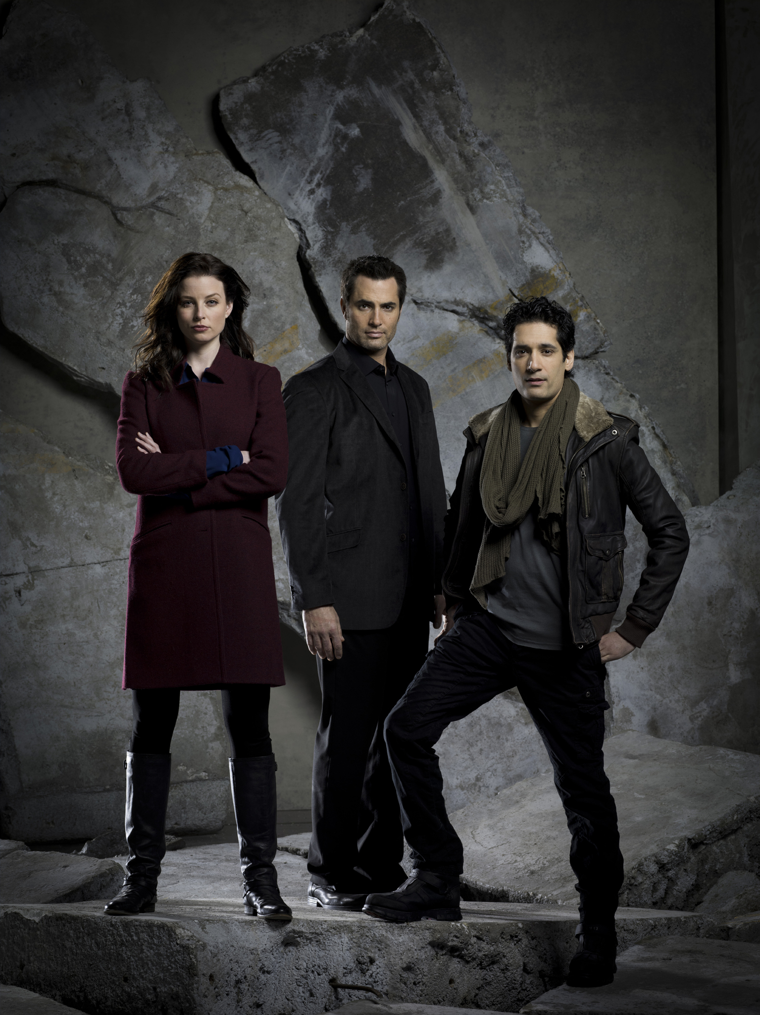 Still of Victor Webster, Rachel Nichols and Stephen Lobo in Continuum (2012)