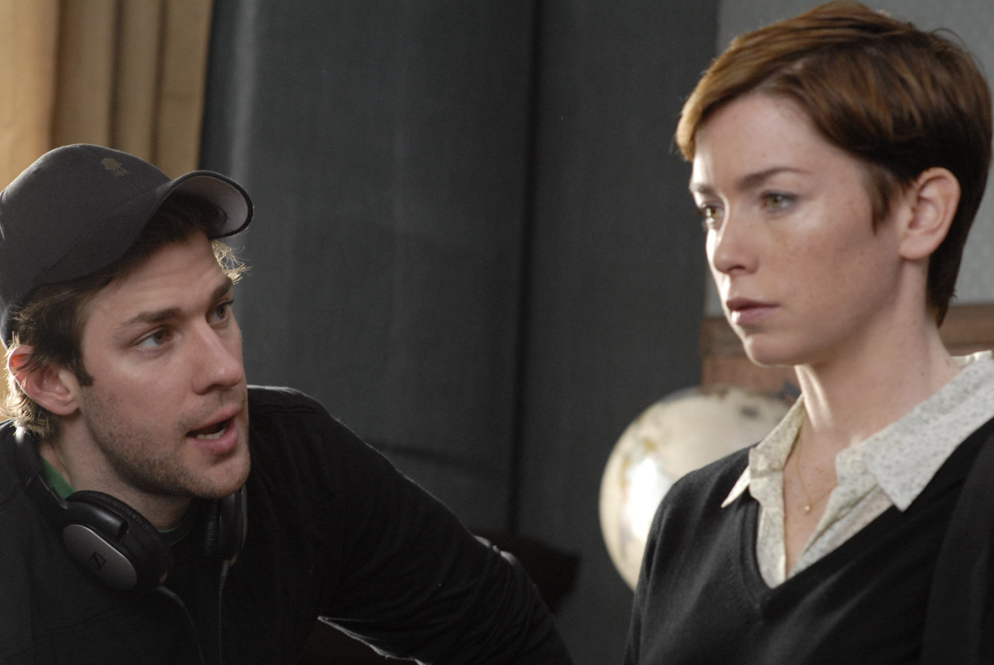 Still of Julianne Nicholson and John Krasinski in Brief Interviews with Hideous Men (2009)