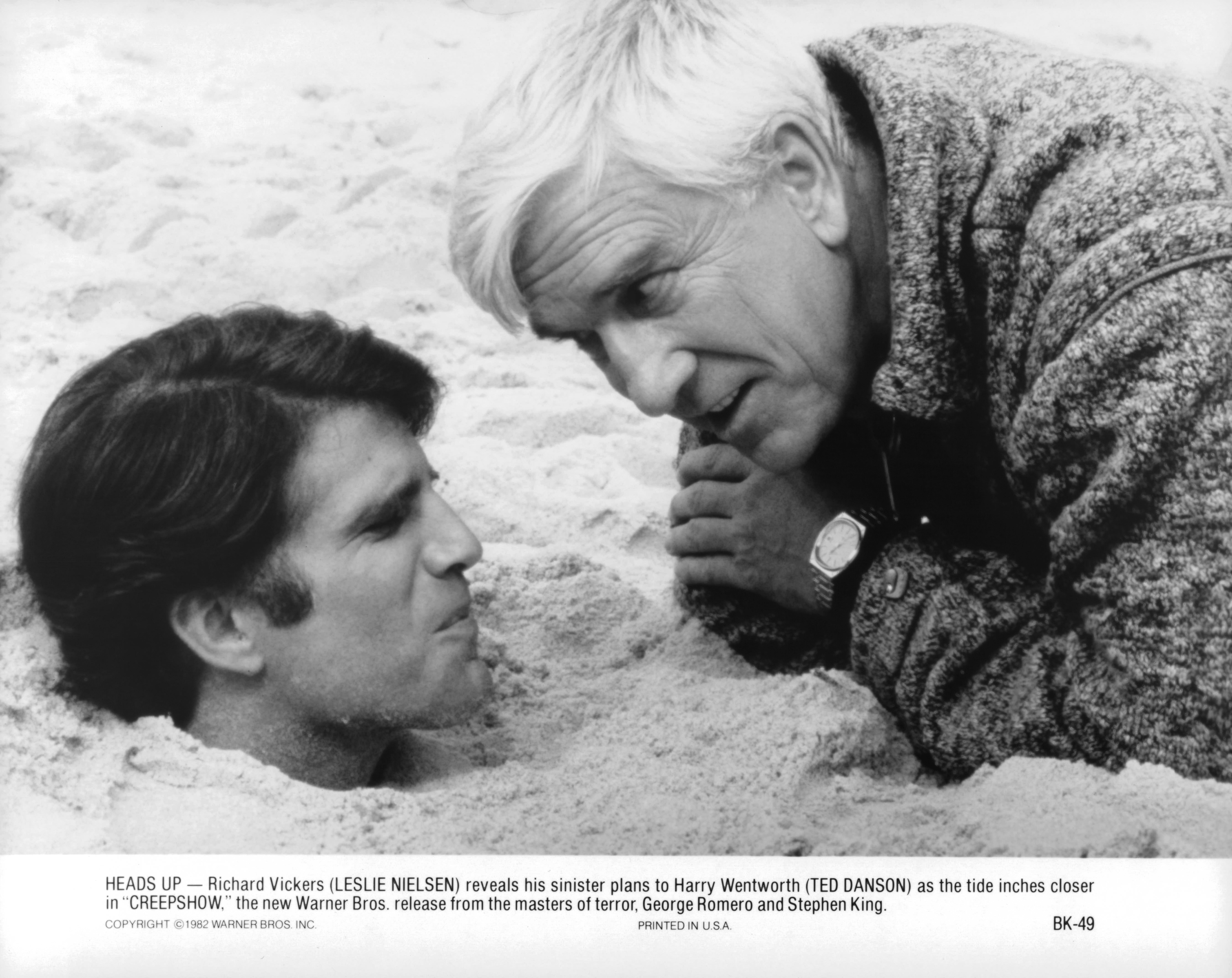 Still of Leslie Nielsen and Ted Danson in Creepshow (1982)
