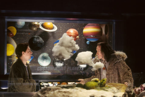 (L-R) Arthur Dent (Martin Freeman), Slartibartfast (Bill Nighy).