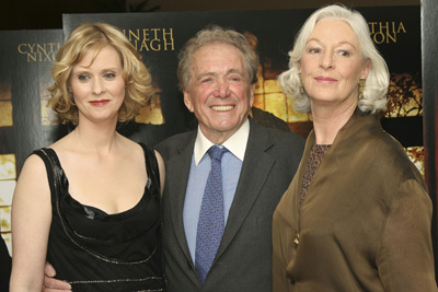 Jane Alexander, Cynthia Nixon and Joseph Sargent at event of Warm Springs (2005)