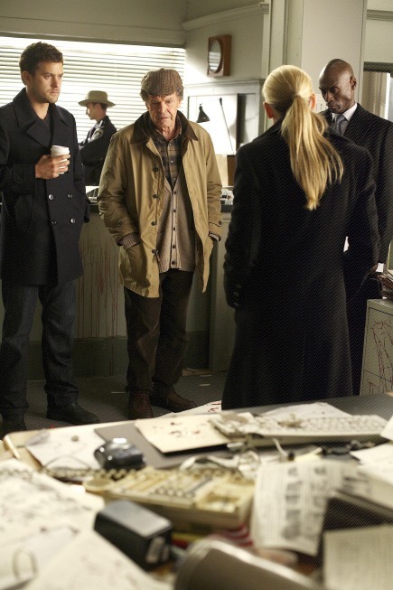 Still of Joshua Jackson, John Noble, Lance Reddick and Anna Torv in Ties riba (2008)