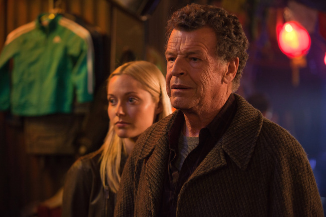 Still of John Noble and Georgina Haig in Ties riba (2008)