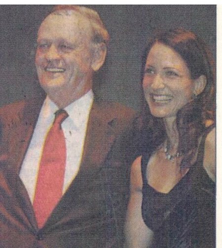 Michelle Nolden with Prime Minister Jean Chretien at Men With Brooms Premiere. Ottawa, Canada