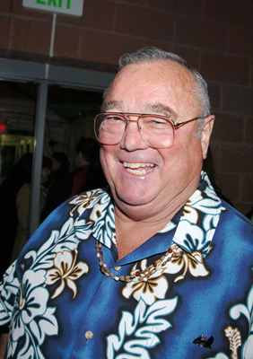 Greg Noll at event of Riding Giants (2004)