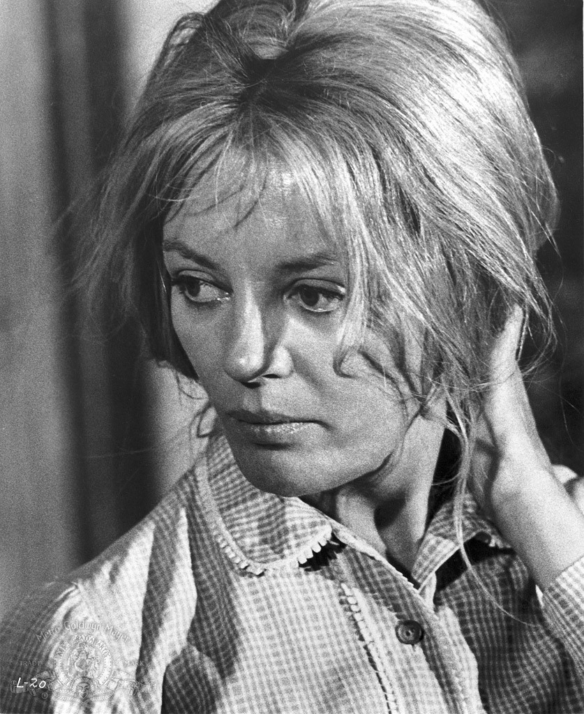 Still of Sheree North in Lawman (1971)