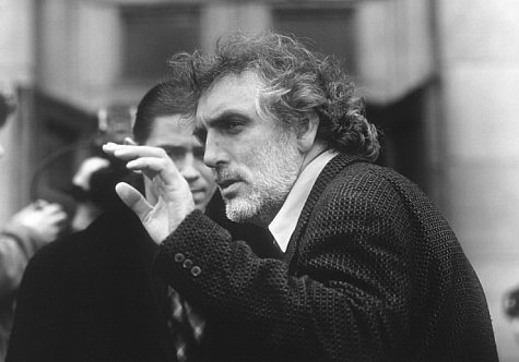 Phillip Noyce in Sventasis (1997)