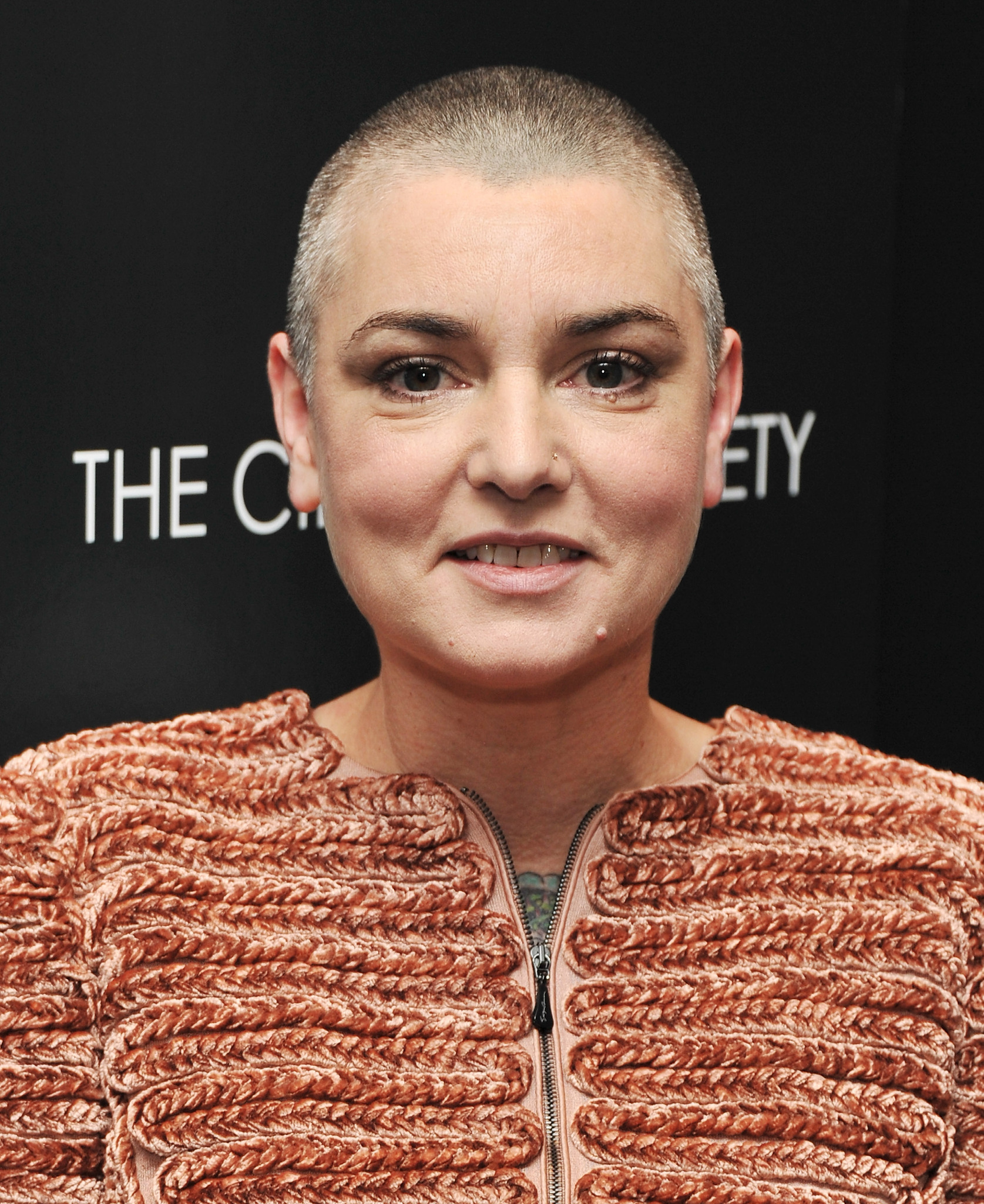 Sinéad O'Connor at event of Albert Nobbs (2011)