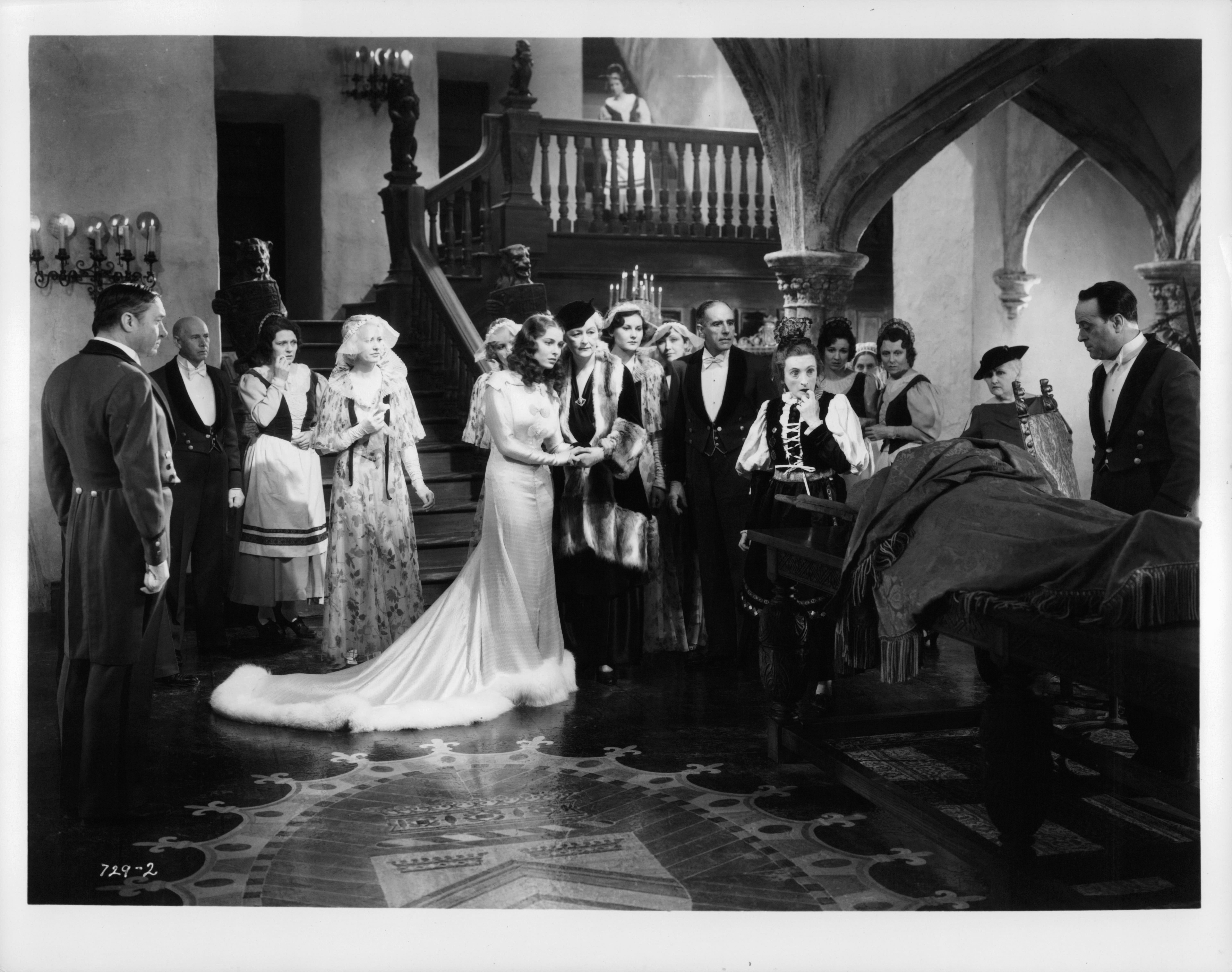 Still of Elsa Lanchester, Valerie Hobson and Una O'Connor in Bride of Frankenstein (1935)