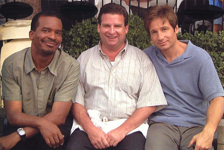 Grier, O'Malley, and Duchovny on the set