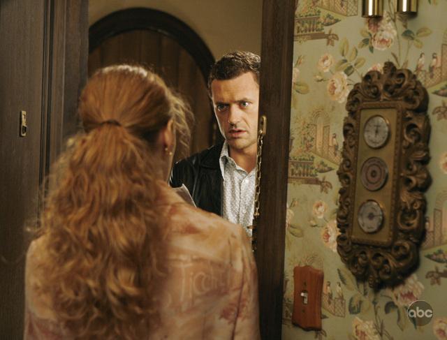 Still of Jason O'Mara and Jennifer Ferrin in Life on Mars (2008)