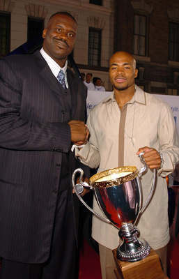 Shaquille O'Neal and Corey Maggette