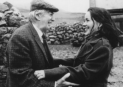 Still of Janeane Garofalo and Milo O'Shea in The MatchMaker (1997)