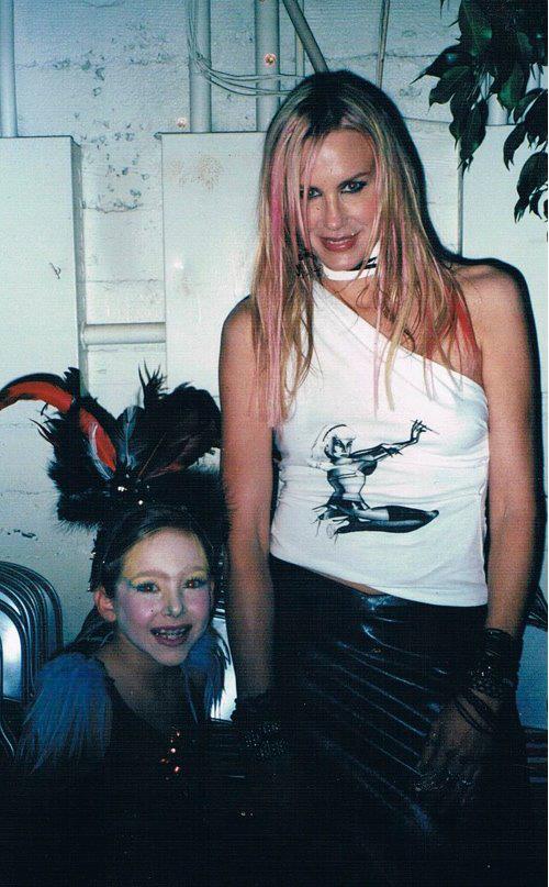 Breanne Oaks with Daryl Hannah backstage at The American Music Awards
