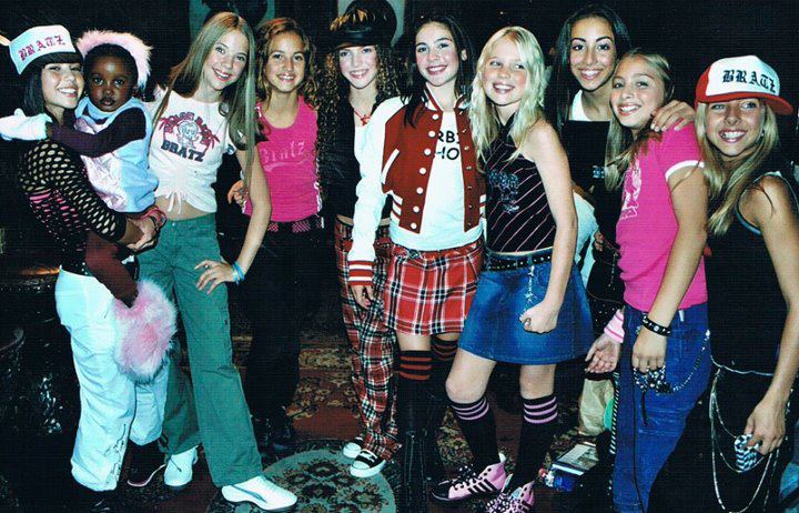 Breanne Oaks with Paula Van Oppen, Ashley Benson, Lindsay Taylor, Kayslee Collins, and the cast modeling for Bratz