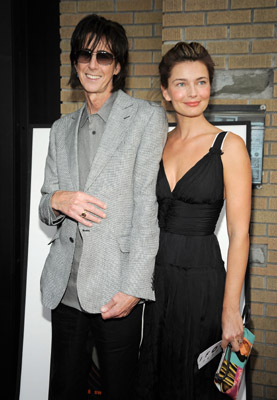 Paulina Porizkova and Ric Ocasek at event of The Limits of Control (2009)