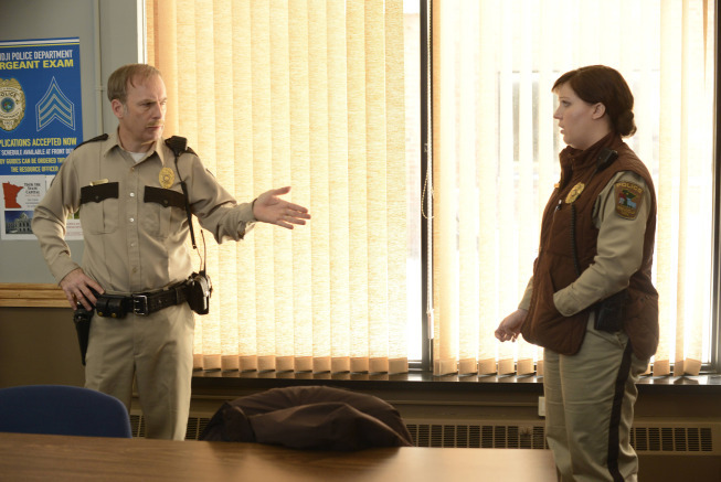 Still of Bob Odenkirk and Allison Tolman in Fargo (2014)