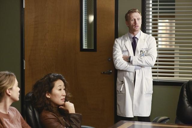 Still of Kevin McKidd, Sandra Oh and Ellen Pompeo in Grei anatomija (2005)