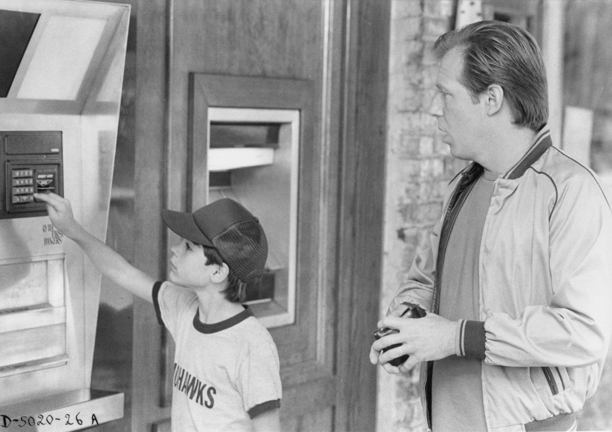 Still of Michael McKean and Barret Oliver in D.A.R.Y.L. (1985)