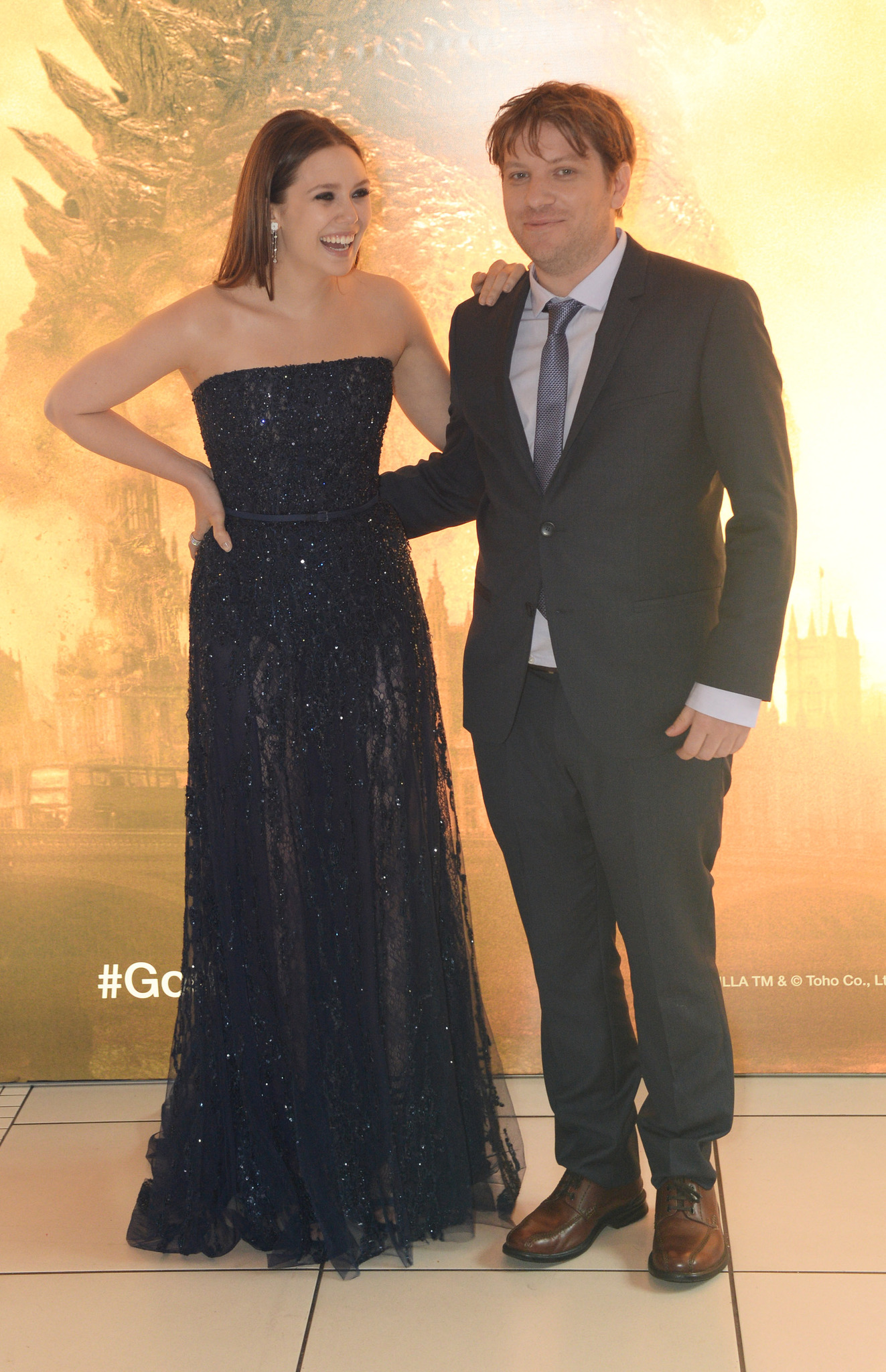 Elizabeth Olsen and Gareth Edwards at event of Godzila (2014)