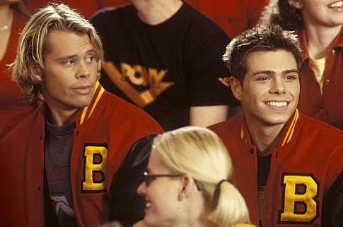 Jessica's boyfriend, Billy (Matthew Lawrence, right) and April's boyfriend, Jake (Eric Christian Olsen, left) try to figure out what's going on with their girlfriends.